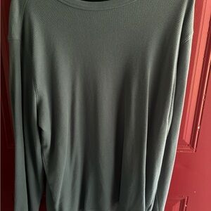 Old Navy Men's Crewneck Sweater in Sage Green